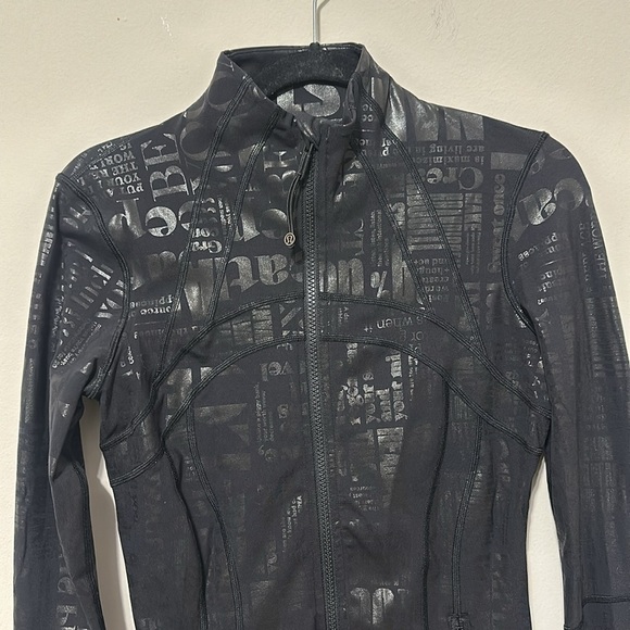 Lululemon - Picture 2 of 14